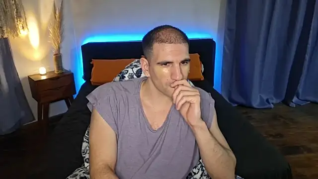 VelvetGrey's cam snapshot