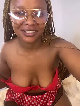 ShyTinyxx's cam snapshot