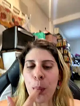 FlorBich live sex cam