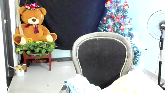 __Emma__11__Lecat_'s cam snapshot