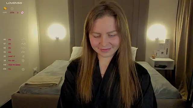 MikaBloom's cam snapshot