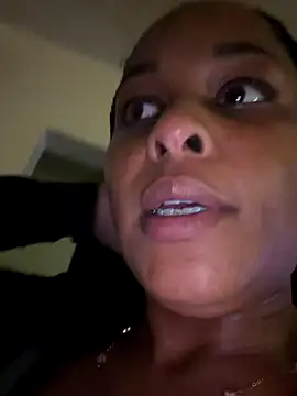 Realwetpussy live sex cam