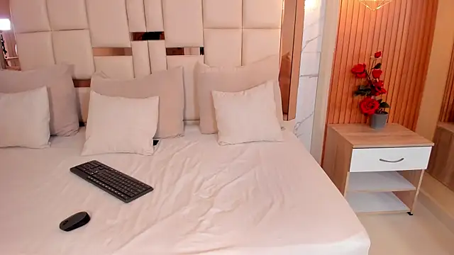 samantha_quinnn's cam snapshot