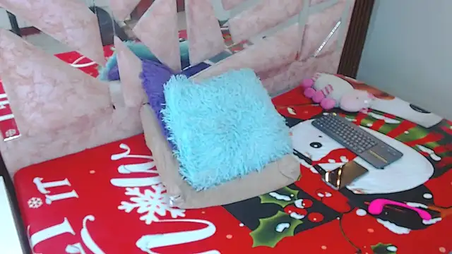 stephanie_ross's cam snapshot