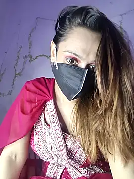 HONEY_BEBS live sex cam