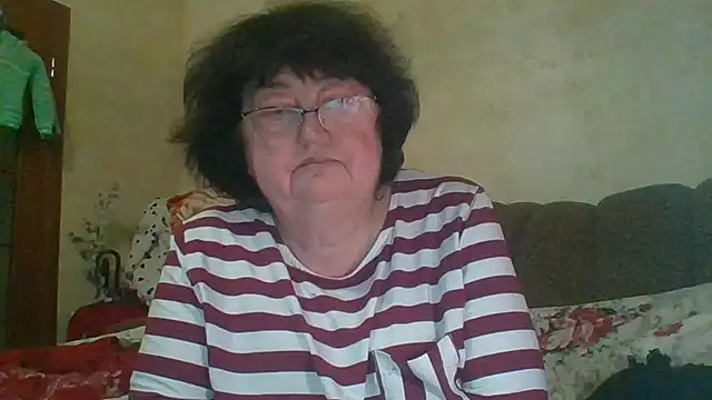 MilaSky5303's cam snapshot