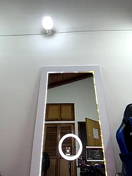 Adeline_1 live sex cam