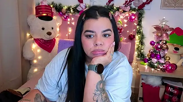 MiahJoness live sex cam