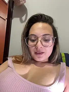 Lilaa2305's cam snapshot