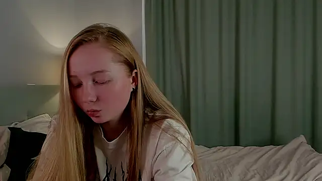 AdarnDeneui live sex cam