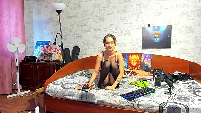 KagamiTayga live sex cam