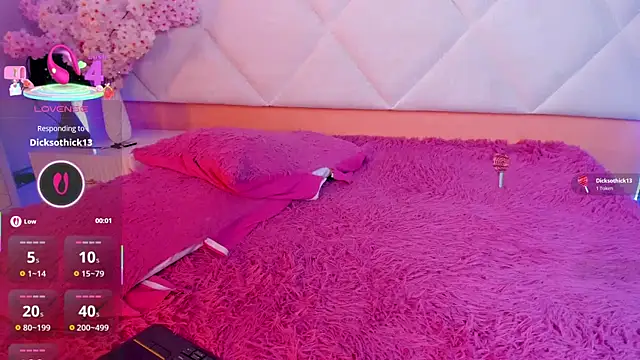 veronica_hill_'s cam snapshot