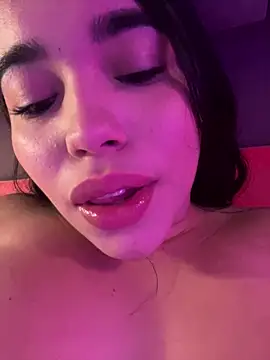 SofiaWildee's cam snapshot