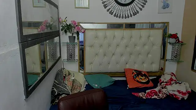 heiker_ live sex cam