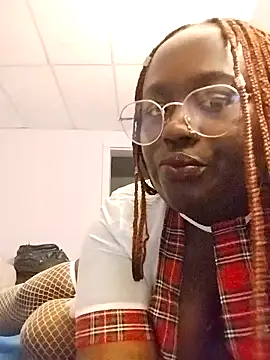 lilmangococonut06's web cam