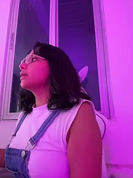 Cuteprincess21's cam snapshot