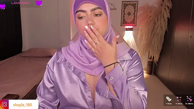 shayla_18's cam snapshot