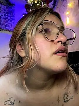 Sophia_Weest99 live sex cam