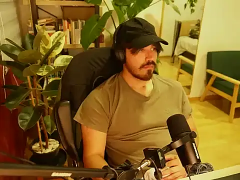 RodanSuarez live sex cam