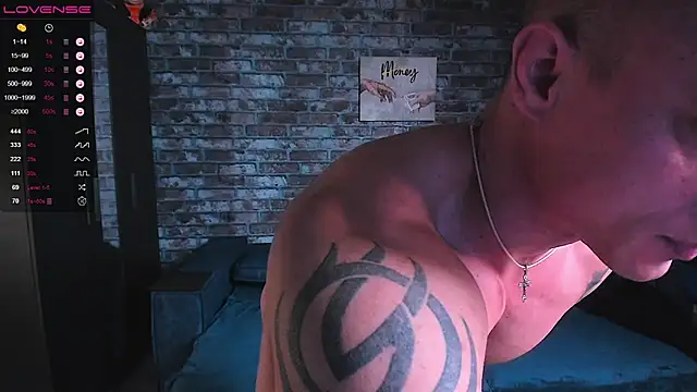 mark_normal live sex cam