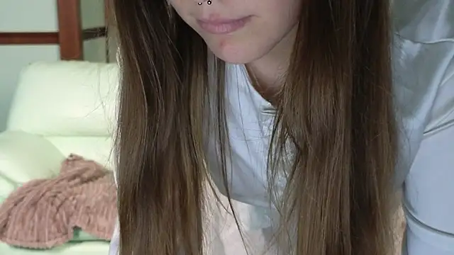 KiraRustle live sex cam