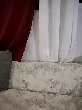 ElaRuil69 live sex cam