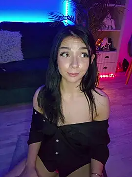 Avery--'s cam snapshot