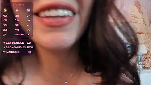 Ari_lynn_ live sex cam