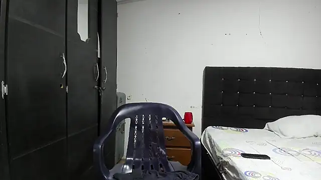 Ryan_xc1's cam snapshot