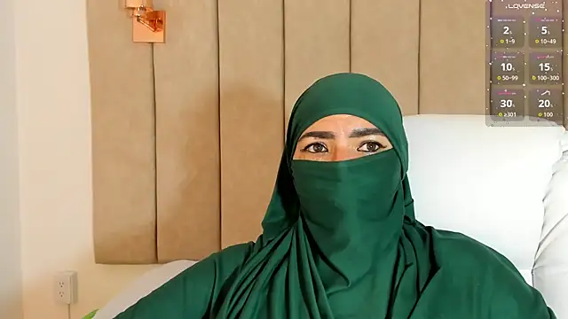 _naylaa_'s cam snapshot