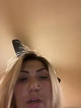 LittleMissEeve live sex cam