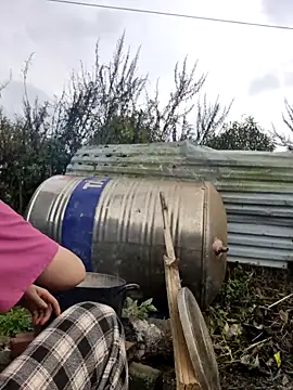 yoowwmr's cam snapshot