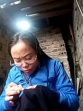 CoMay003's cam snapshot