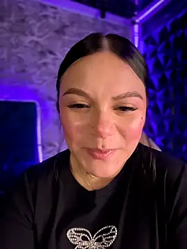 Megaan__More's cam snapshot