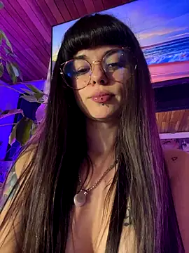 VioletaSubmissive live sex cam