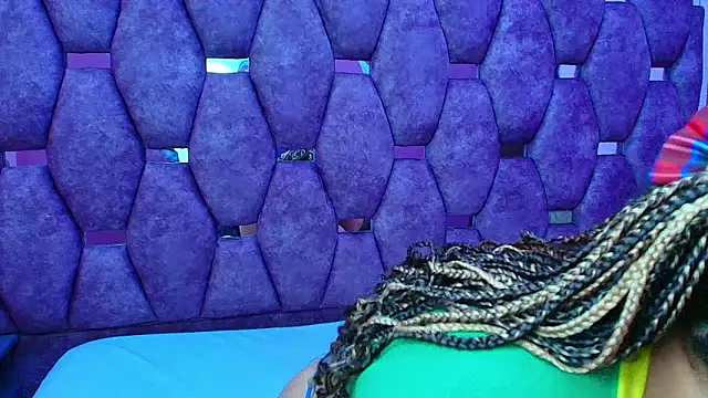 AlaSmith's cam snapshot