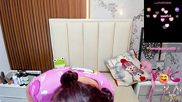 MADISON_ROWAN1's cam snapshot