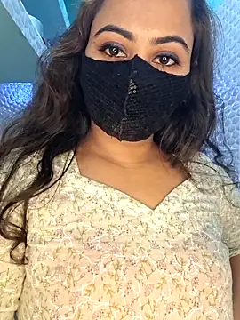 Bristy- live sex cam