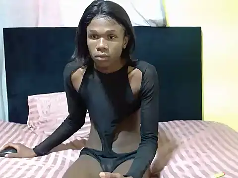 WildHornyTiger18's cam snapshot