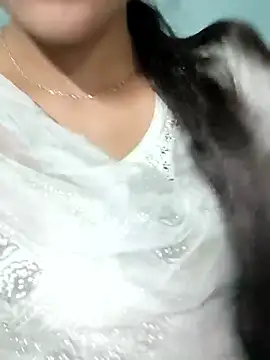 Eshwari_Chopra's cam snapshot