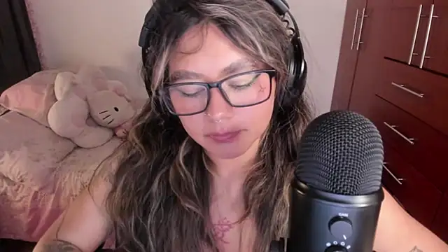 StephaniFox's cam snapshot