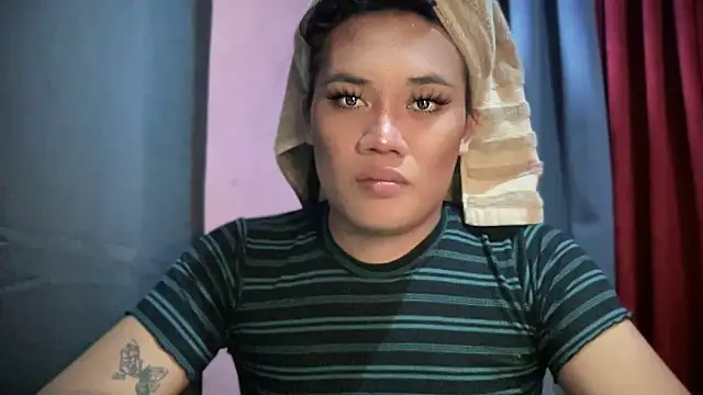 untouchable_mia live sex cam