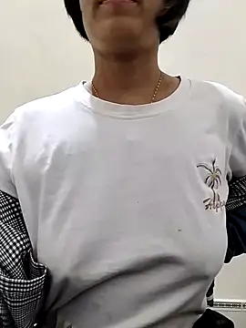 love_sexy090's cam snapshot