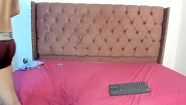 lau_hotfox live sex cam