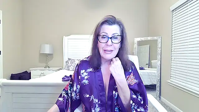 HotTxGilfMaggie live sex cam