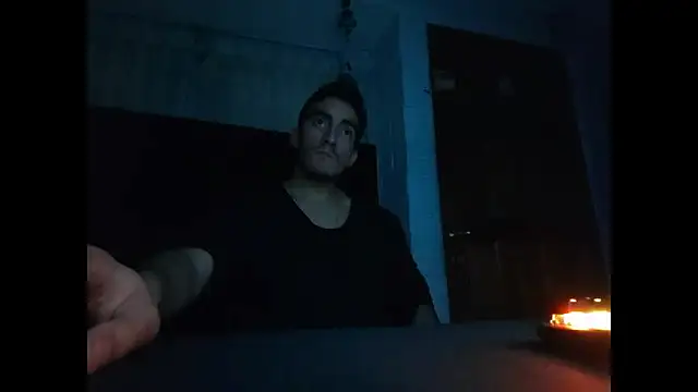 TommyMomentum live sex cam