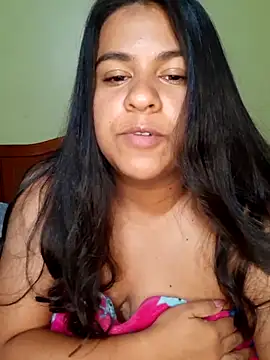 hotty_gyal792's cam snapshot