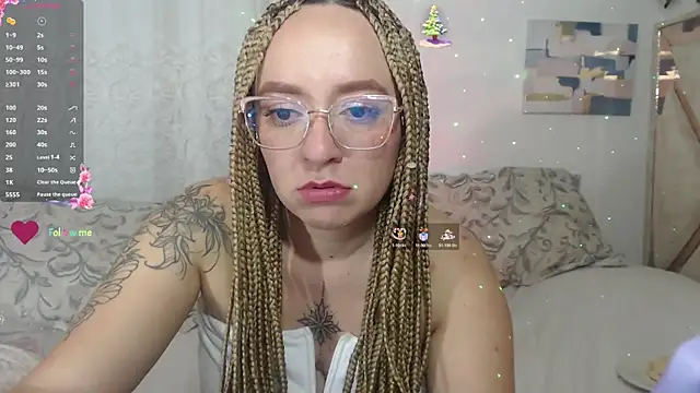 Adaraah's cam snapshot