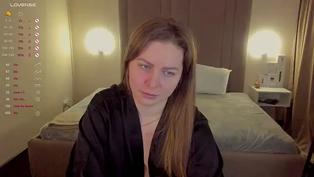 MikaBloom's cam snapshot