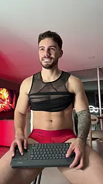 Valenthino_Salvatore live sex cam